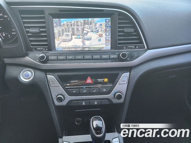 Hyundai Avante 2017 thumb 8
