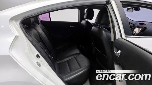 Kia K3 2013 thumb 11