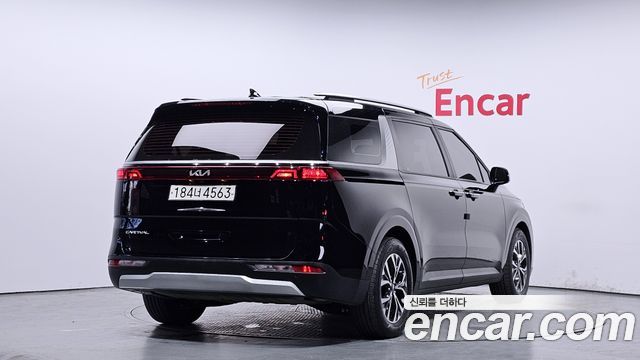 Kia Carnival 2021 thumb 3