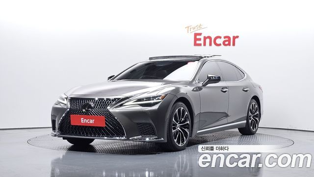 Lexus LS 2021 thumb 2