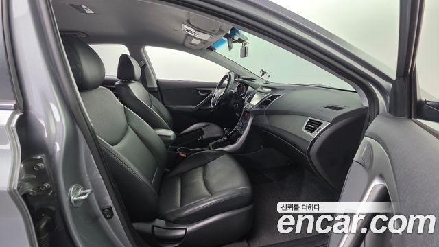 Hyundai Avante 2015 thumb 11