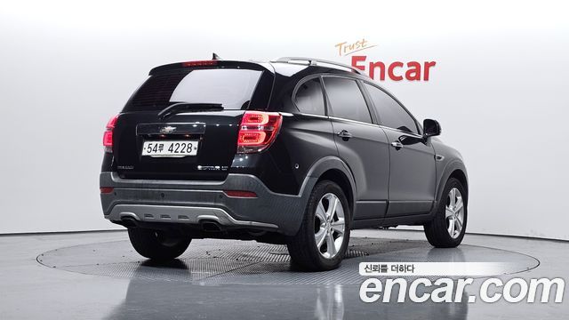 Chevrolet Captiva 2015 thumb 2