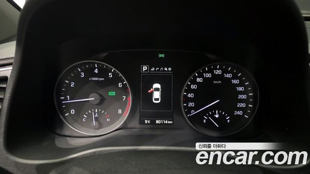 Hyundai Avante 2017 thumb 9