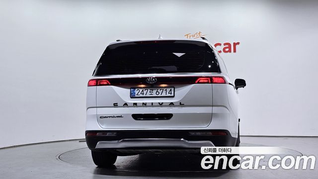 Kia Carnival 2020 thumb 5