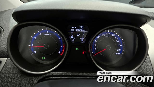 Hyundai Avante 2011 thumb 8