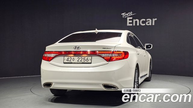 Hyundai Grandeur 2013 thumb 5