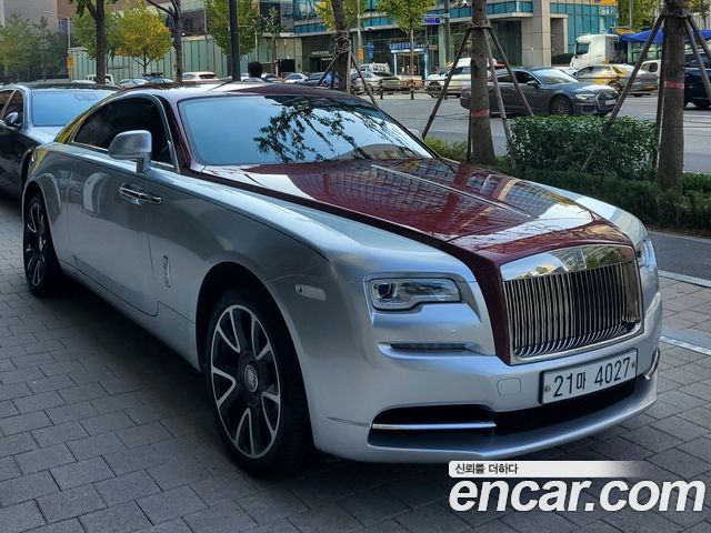 Rolls-Royce Wraith 2019 thumb 4