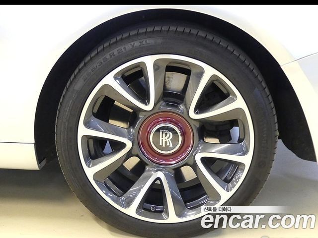 Rolls-Royce Wraith 2019 thumb 6