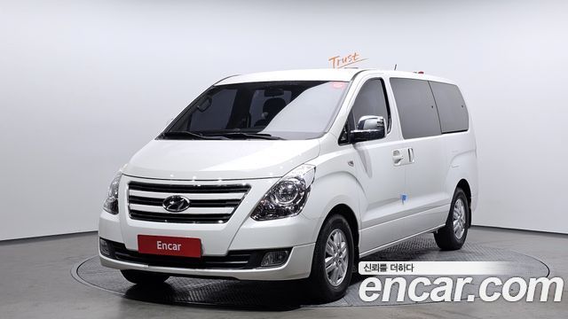 Hyundai Starex 2017 thumb 2