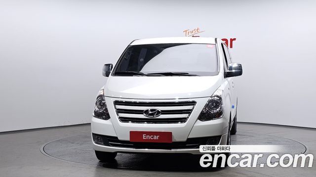 Hyundai Starex 2017 thumb 4