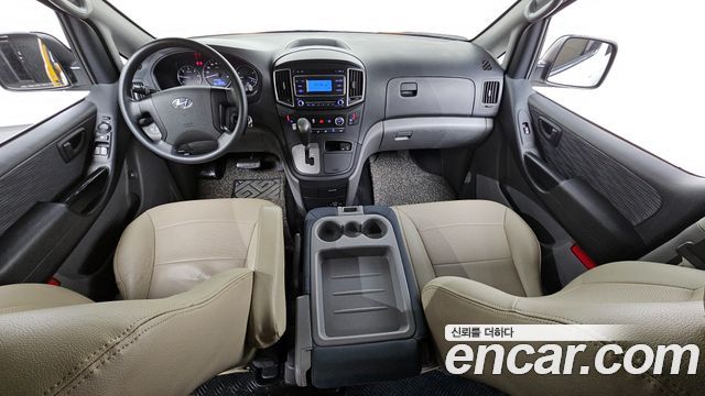 Hyundai Starex 2017 thumb 8