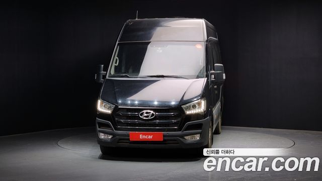 Hyundai Staria 2018 thumb 4