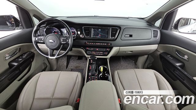 Kia Carnival 2020 thumb 7