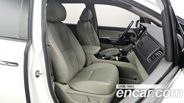 Kia Carnival 2020 thumb 10