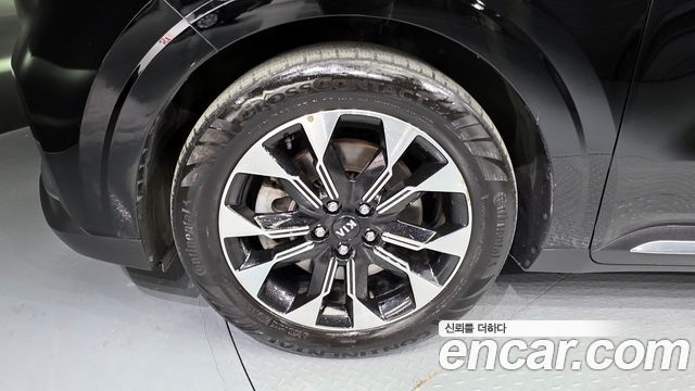 Kia Carnival 2021 thumb 6