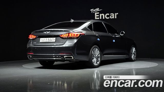 Genesis G80 2017 thumb 3
