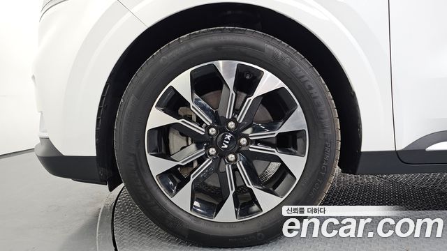 Kia Carnival 2020 thumb 6