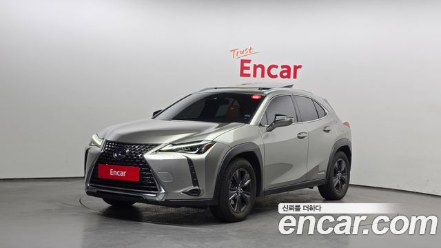 Lexus UX 2019 thumb 2