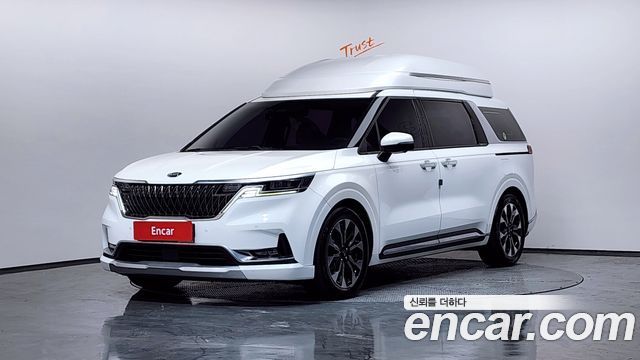 Kia Carnival 2021 thumb 2