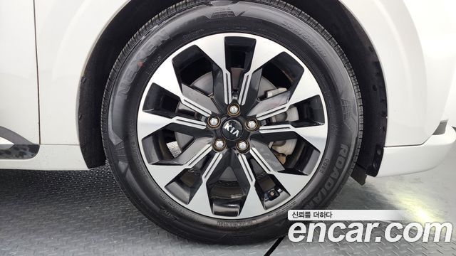 Kia Carnival 2021 thumb 6