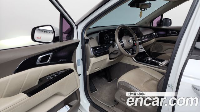 Kia Carnival 2021 thumb 11