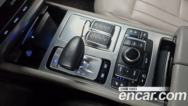 Genesis G80 2019 thumb 10