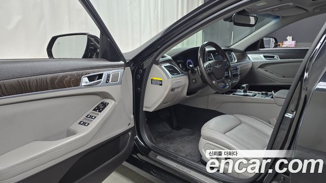 Genesis G80 2019 thumb 11