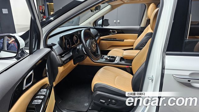 Kia Carnival 2020 thumb 11