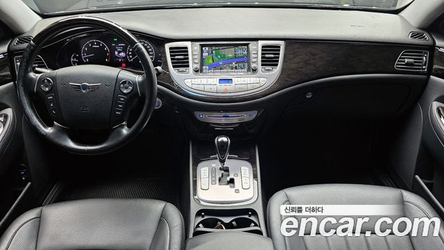 Hyundai Genesis 2011 thumb 8