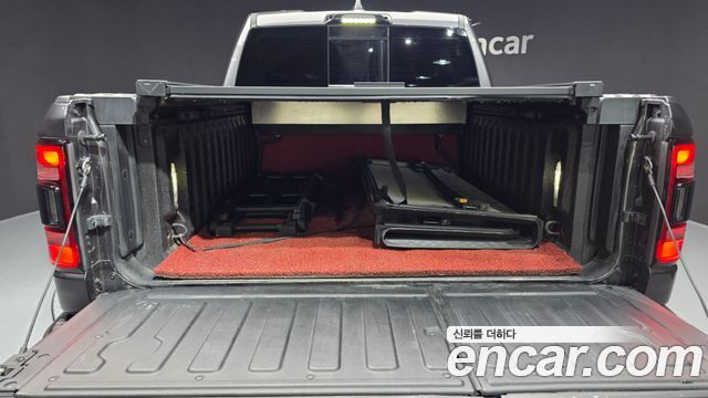 Dodge Ram Pick Up 2021 thumb 6