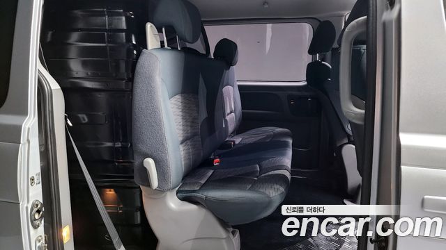 Hyundai Starex 2016 thumb 12