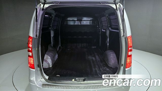 Hyundai Starex 2019 thumb 12