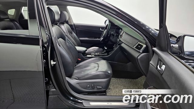 Kia K5 2015 thumb 10