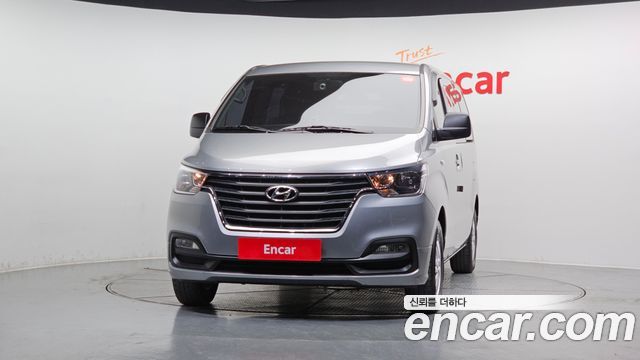 Hyundai Starex 2019 thumb 3