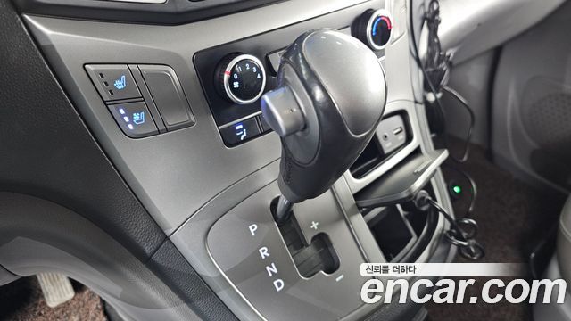 Hyundai Starex 2019 thumb 9