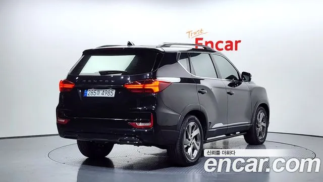 SsangYong Rexton 2021 thumb 3