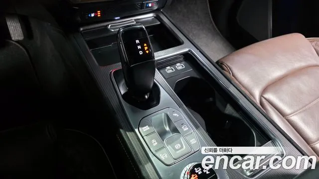 SsangYong Rexton 2021 thumb 10