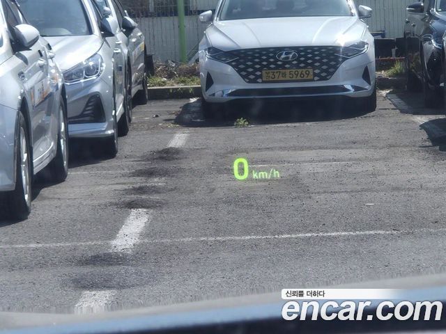 Genesis G80 2018 thumb 12
