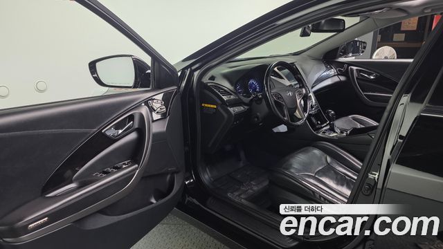 Hyundai Grandeur 2014 thumb 10