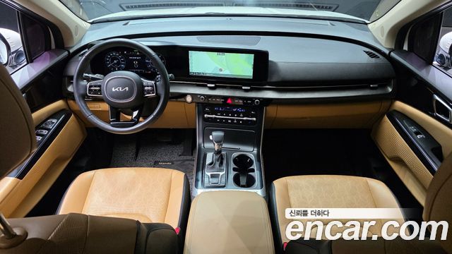 Kia Carnival 2023 thumb 8