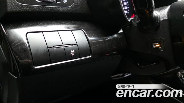 Kia Sorento 2012 thumb 12