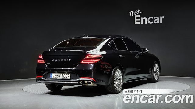 Genesis G70 2021 thumb 2