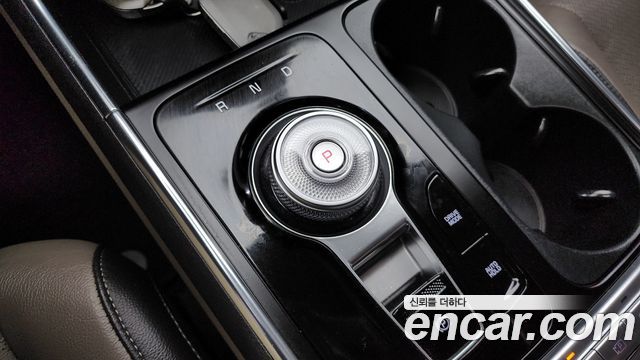 Kia Carnival 2024 thumb 9