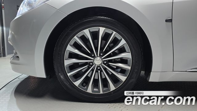 Hyundai Grandeur 2014 thumb 6