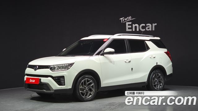 SsangYong Tivoli 2022 thumb 2