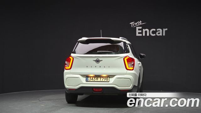 SsangYong Tivoli 2022 thumb 5