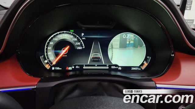 Genesis GV70 2023 thumb 9