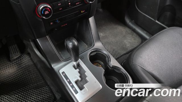 Kia Sorento 2010 thumb 10