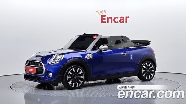 Mini Cooper Convertible 2019 thumb 2