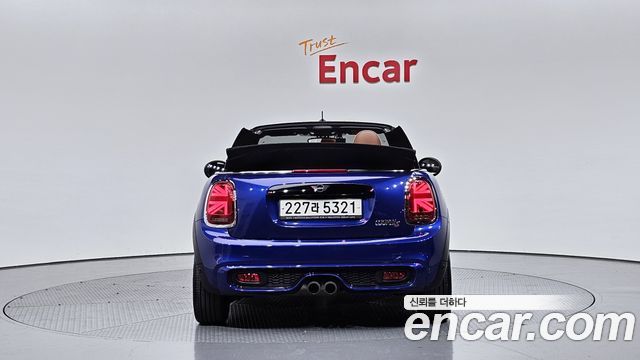 Mini Cooper Convertible 2019 thumb 5